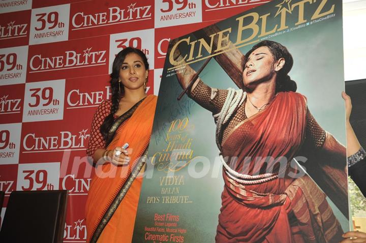 Vidya Balan unveils Cine Blitz magazine