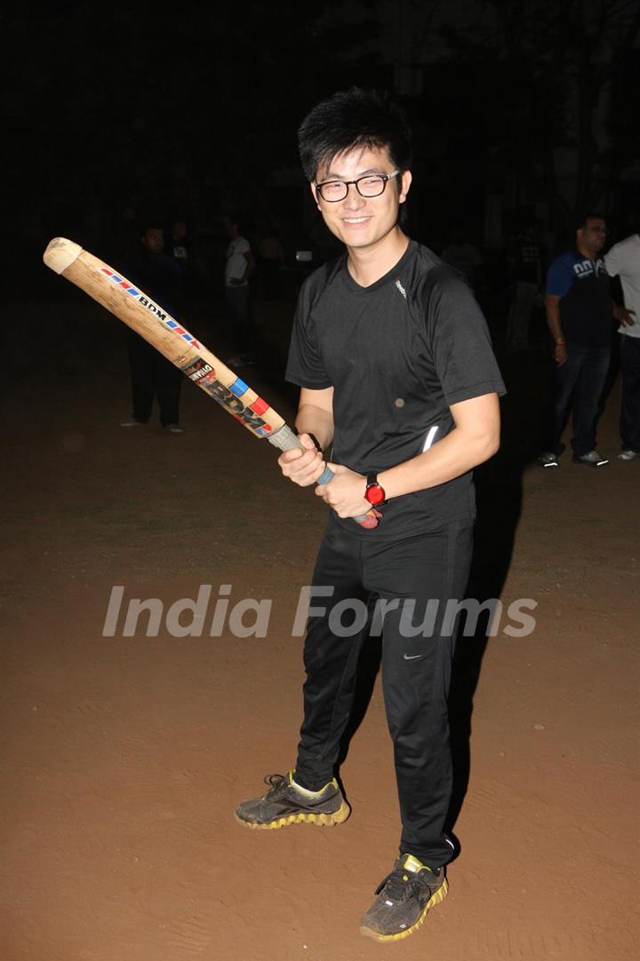 Meiyang Chang at Singers Cricket Match