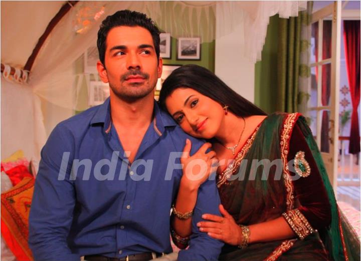 Additi Gupta & Abhinav Shukla