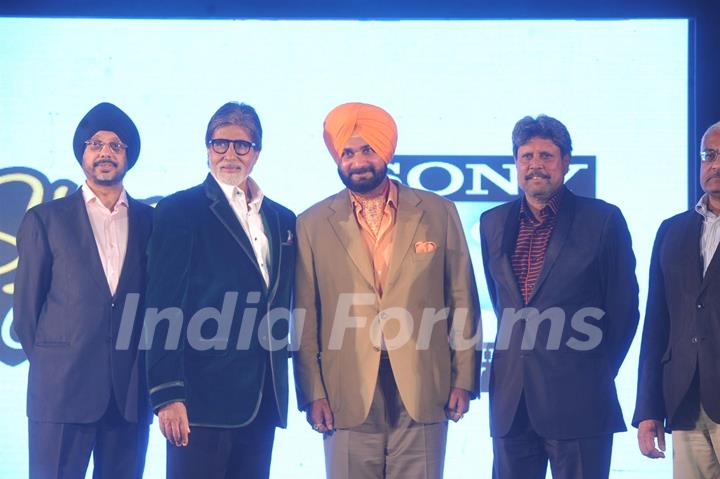 Big B & Kapil Dev unveil Siddhu's 'Sherry on Topp'