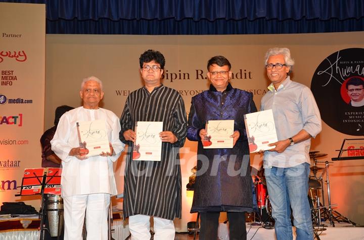 Launch of Book Khumaar by Bipin Pandit