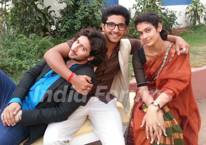 Kanwar Dhillon, Aakanksha Singh and Kunal Karan Kapoor