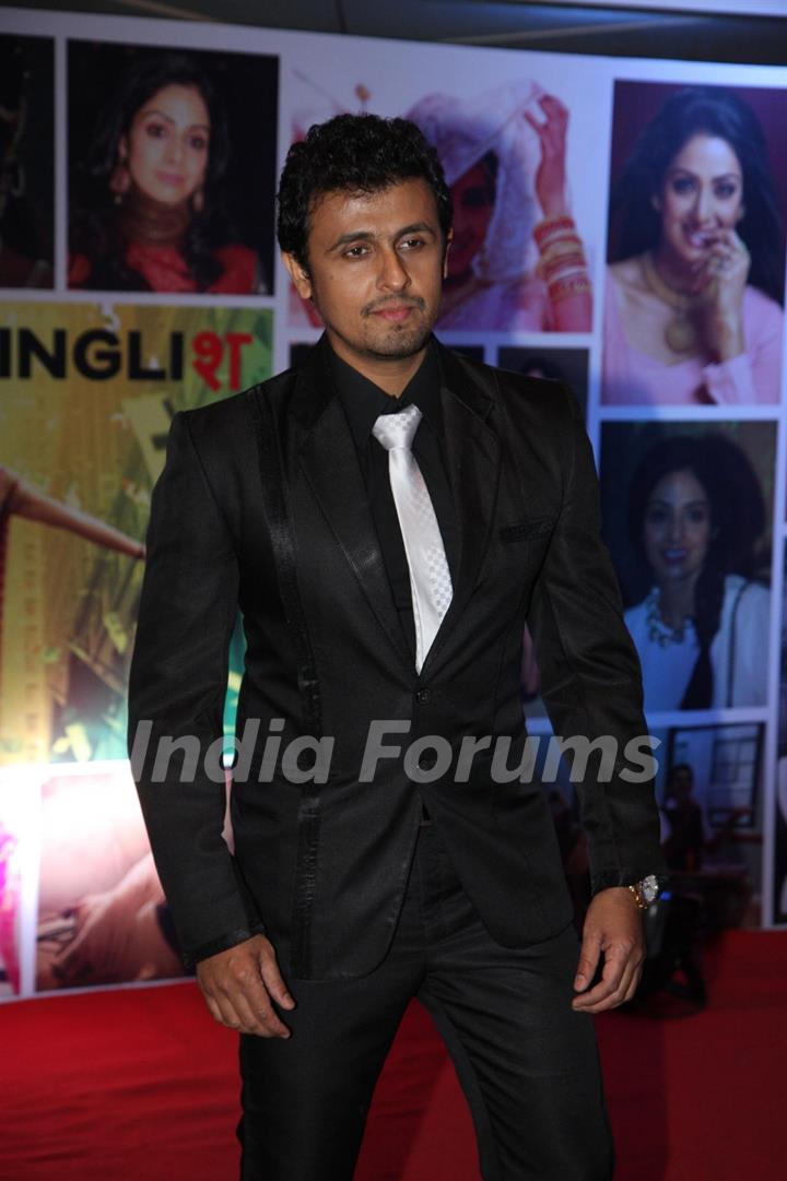 Sonu Nigam at Sahara Pariwar Bash For Padma Shri Sridevi