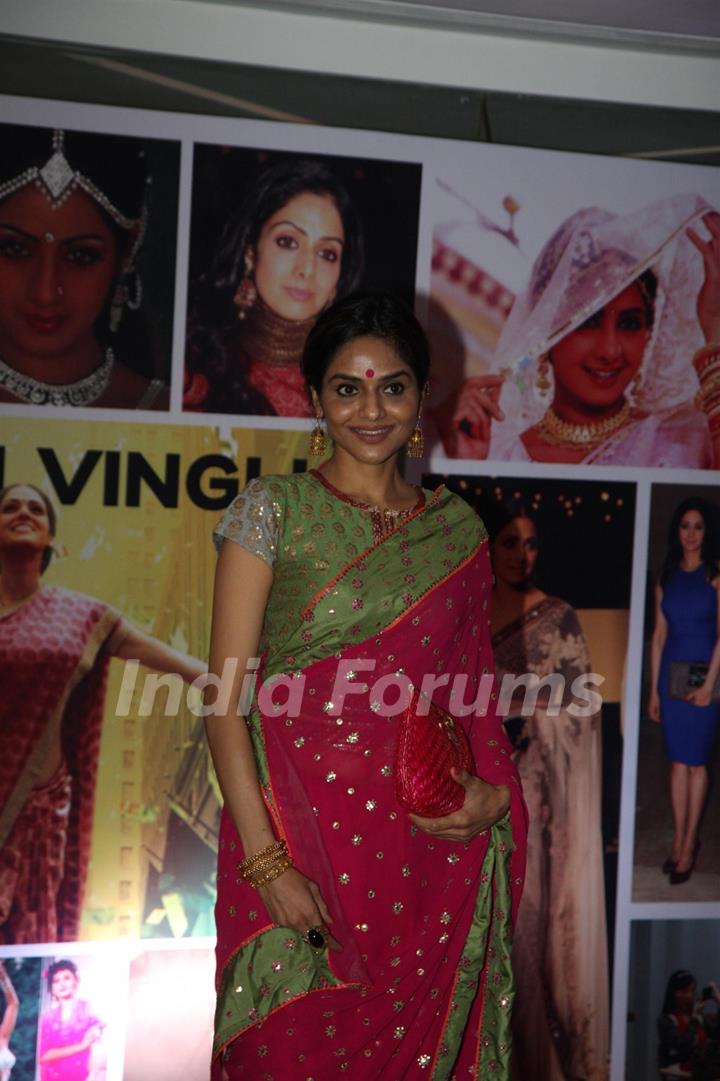 Madhoo at Sahara Pariwar Bash For Padma Shri Sridevi