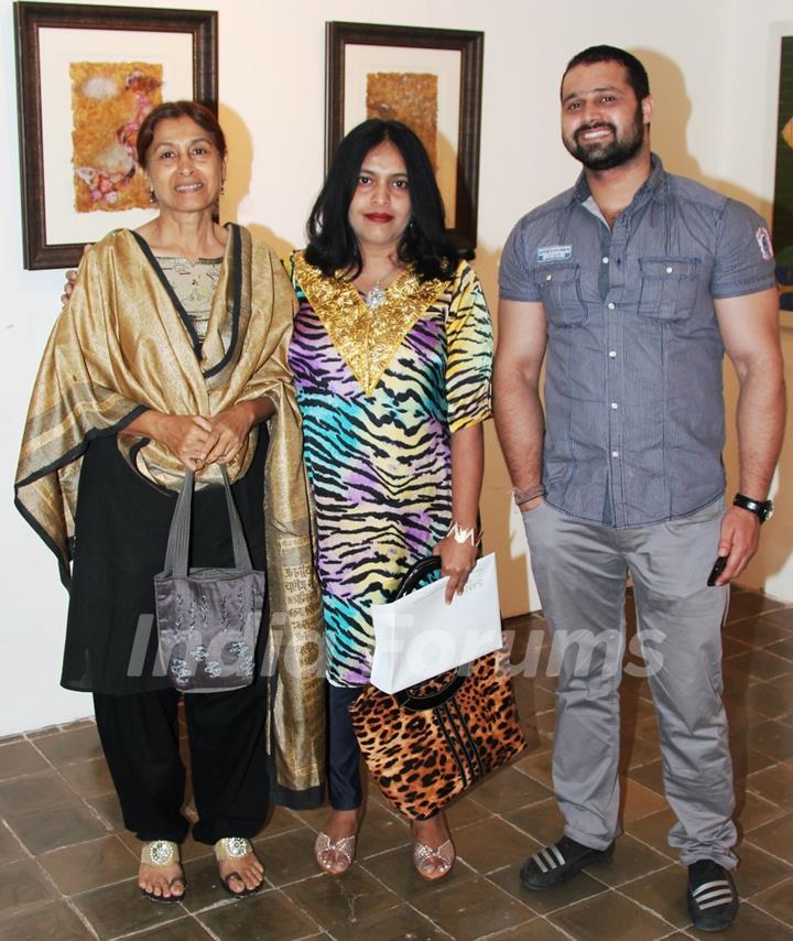 Gracy Singh and sufi singer Mudasir Ali support Sanyog