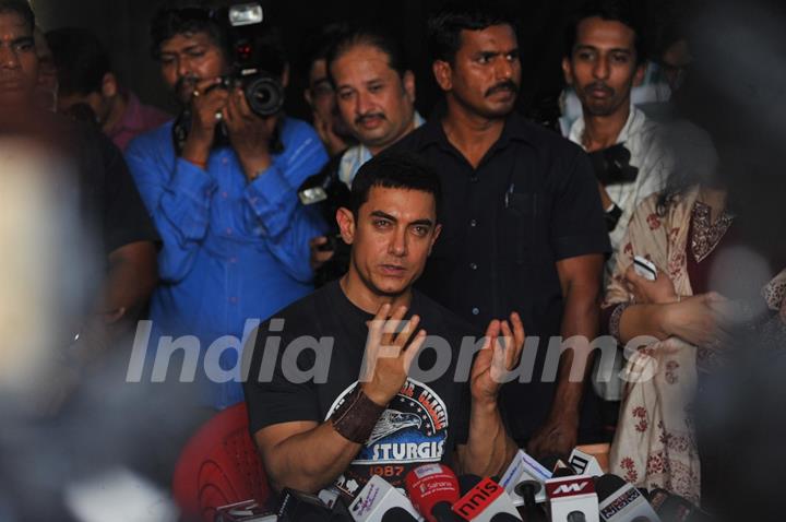 Aamir Khan interacts with the media on competing 25 glorious years