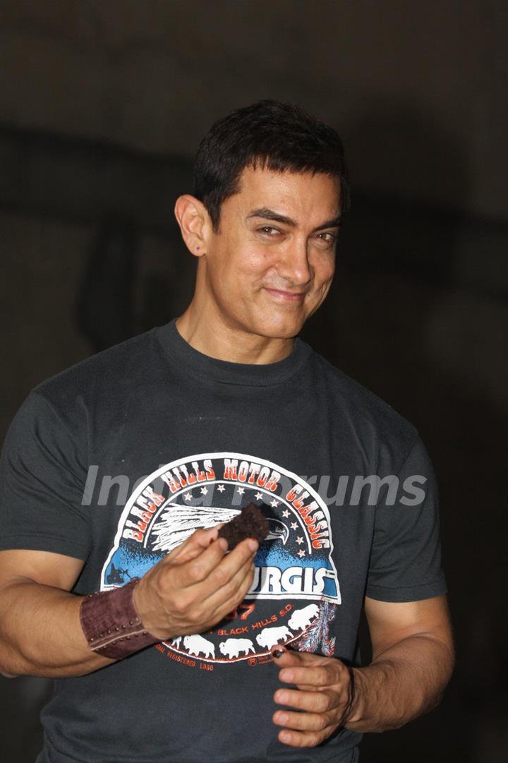 Aamir Khan interacts with the media on competing 25 glorious years