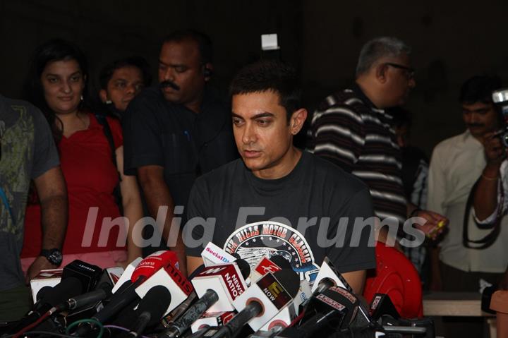 Aamir Khan interacts with the media on competing 25 glorious years