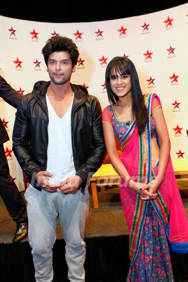 Nia Sharma & kushal Tandon