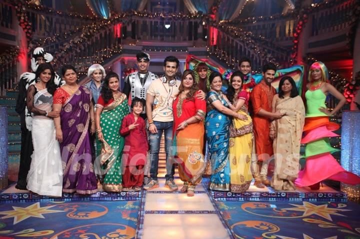 Television actors celebrate 'Meri Maa' with their Real Moms