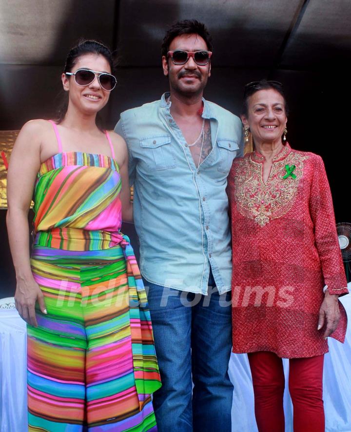 Kajol, Ajay promote Lonavla funfair