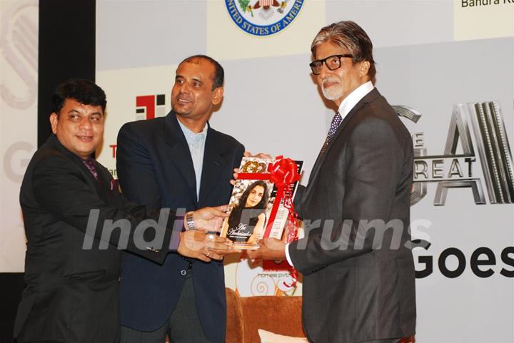 Amitabh Bachchan at the press conference of 'The Great Gatsby' in Gujarat