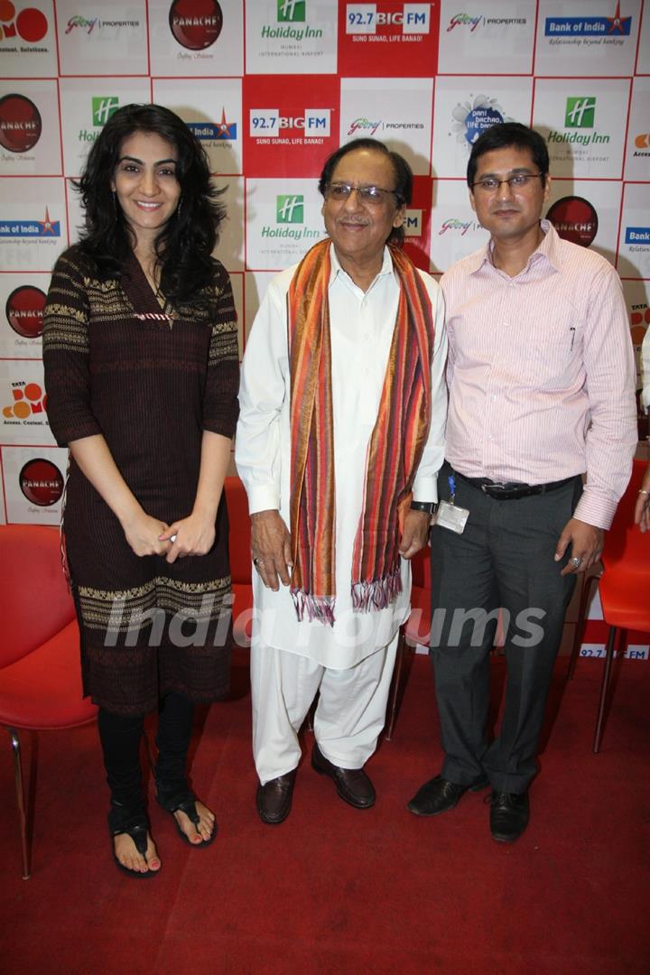 Ustad Ghulam Ali dedicates his Ek Ehsaas concert to the Maharashtra Draught fund