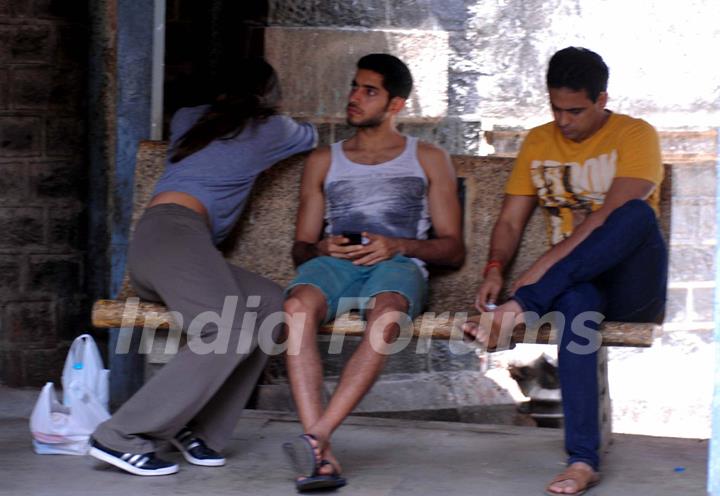 Family members of Bollywood actor Jiah Khan waiting at the hospital to receive her body in Mumbai