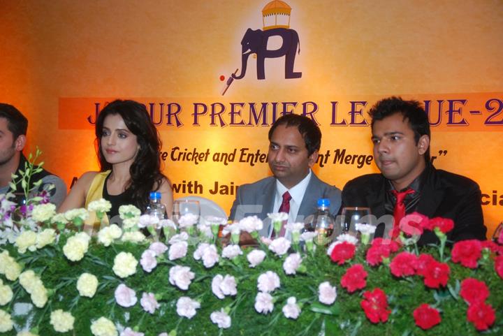 Jaipur Premier League Season 2 Launched by Neil Nitin Mukesh & Ameesha Patel