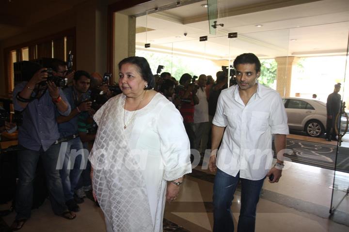 Uday Chopra with mother Pamela attend condolence meet of Priyanka Chopra's father Ashok Chopra