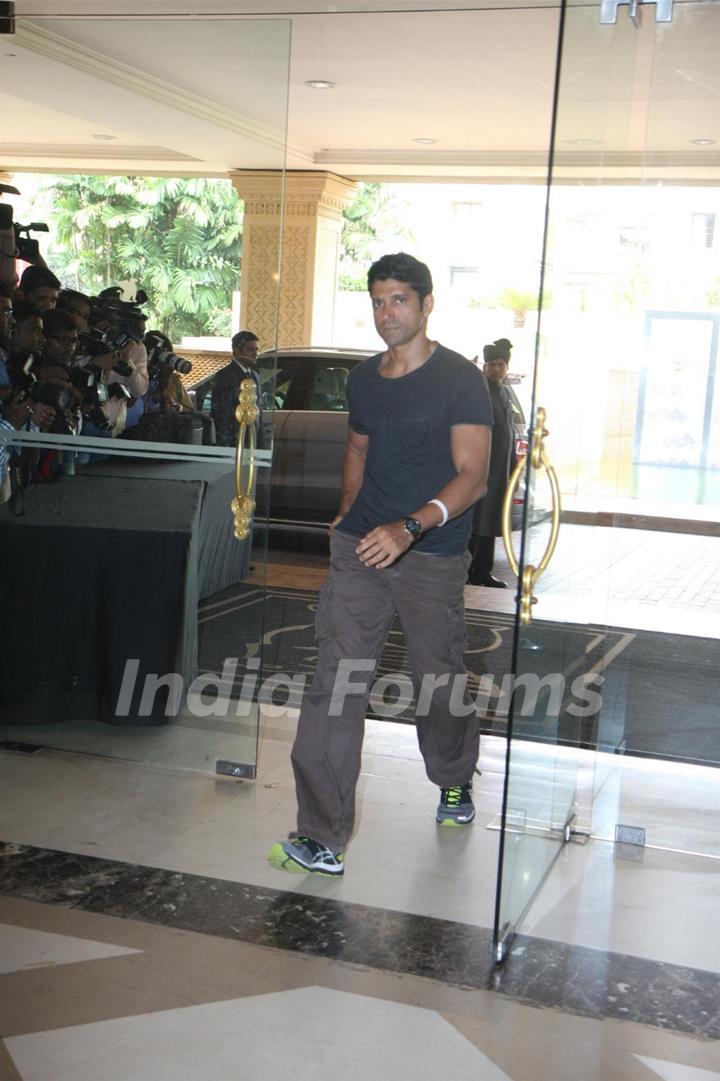 Farhan Akhtar attend condolence meet of Priyanka Chopra's father Ashok Chopra