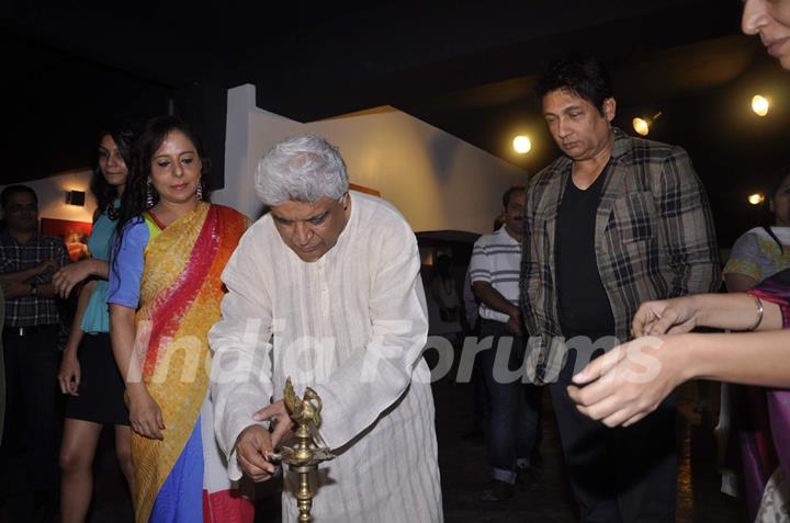 Sangeeta Bambini, Javed Akhtar and Shekhar Suman during Sangeeta's solo Art Show