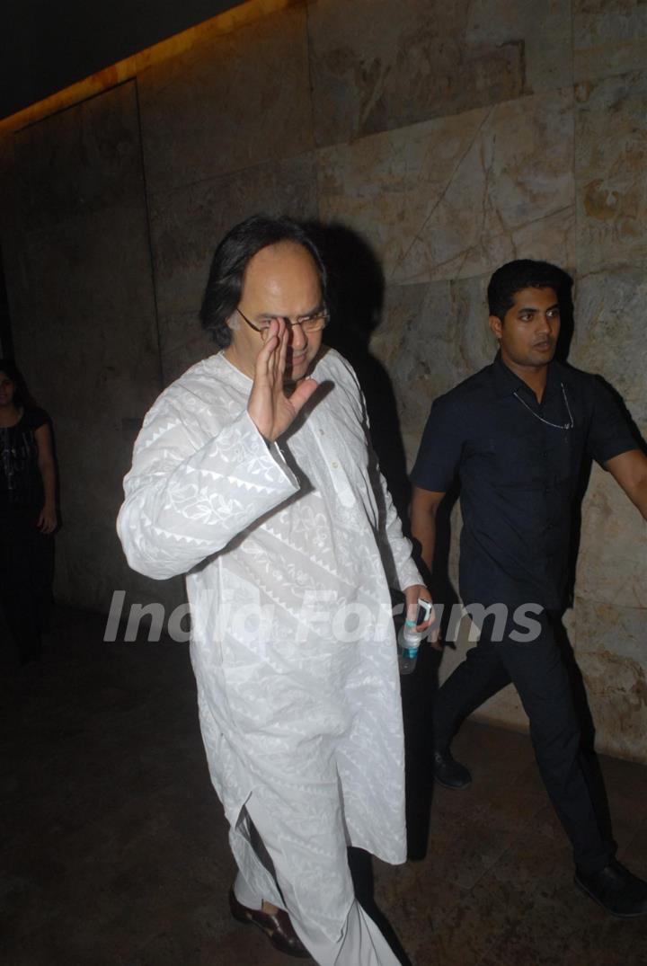 Bollywood actors at Ship of Theseus special screening in Mumbai