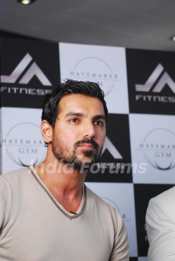 John Abraham announces fitness franchise with David Haye