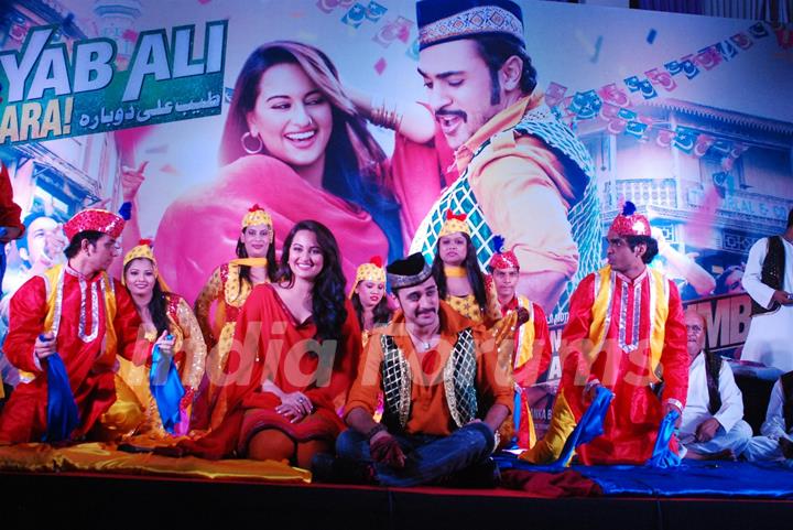 Sonakshi Sinha and Imraan Khan Parforming Qawali song for promotion of upcoming film “Once Upon a Time in Mumbaai 2” at Tayyab Ki Gali, Dongari, Mumbai