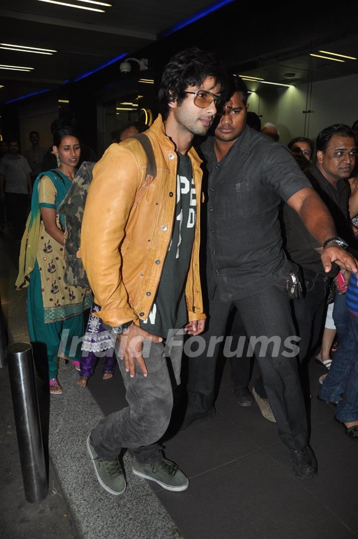 Celebs leave for IIFA