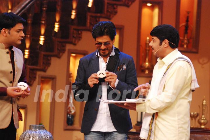 Cast of Chennai Express on the sets Comedy nights with Kapil Sharma