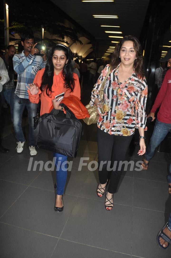 Celebs Arrive from IIFA Awards 2013