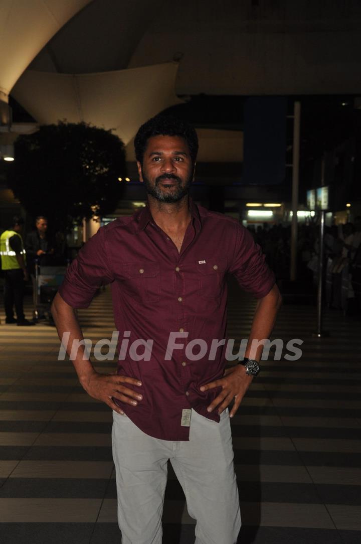 Celebs Arrive from IIFA Awards 2013