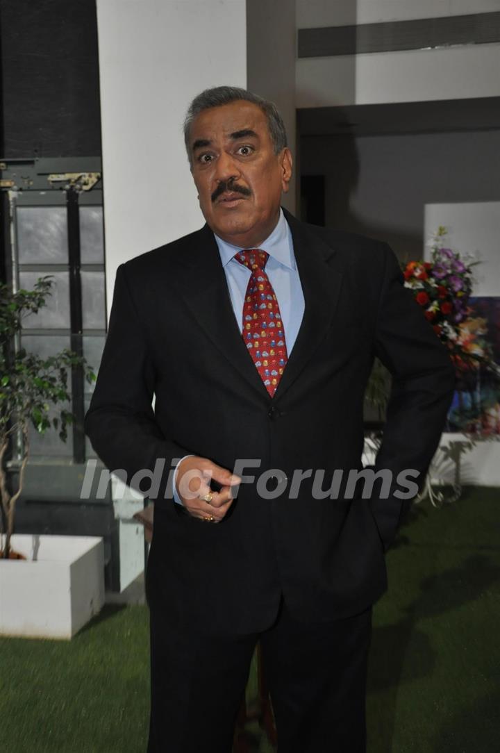 Shivaji Satam at Film Bajaate Rahoo Promotion on the set of CID