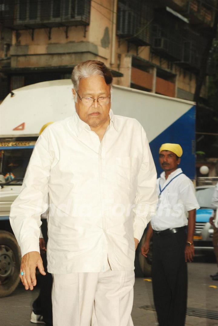 Viju Khote at Condolence meeting of late Legendary Actor Pran