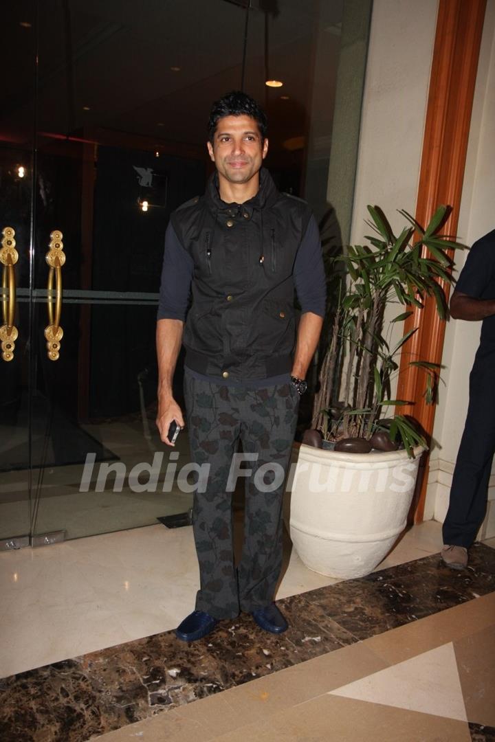 Farhan Akhtar posed for media at the success party of  Bhaag Milkha Bhaag success