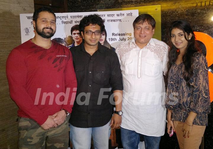 Sufi singer Mudasir Ali, Amol Kolhe, Manoj Joshi and Shailey Bidwaiker at Premier of film Rannbhoomi