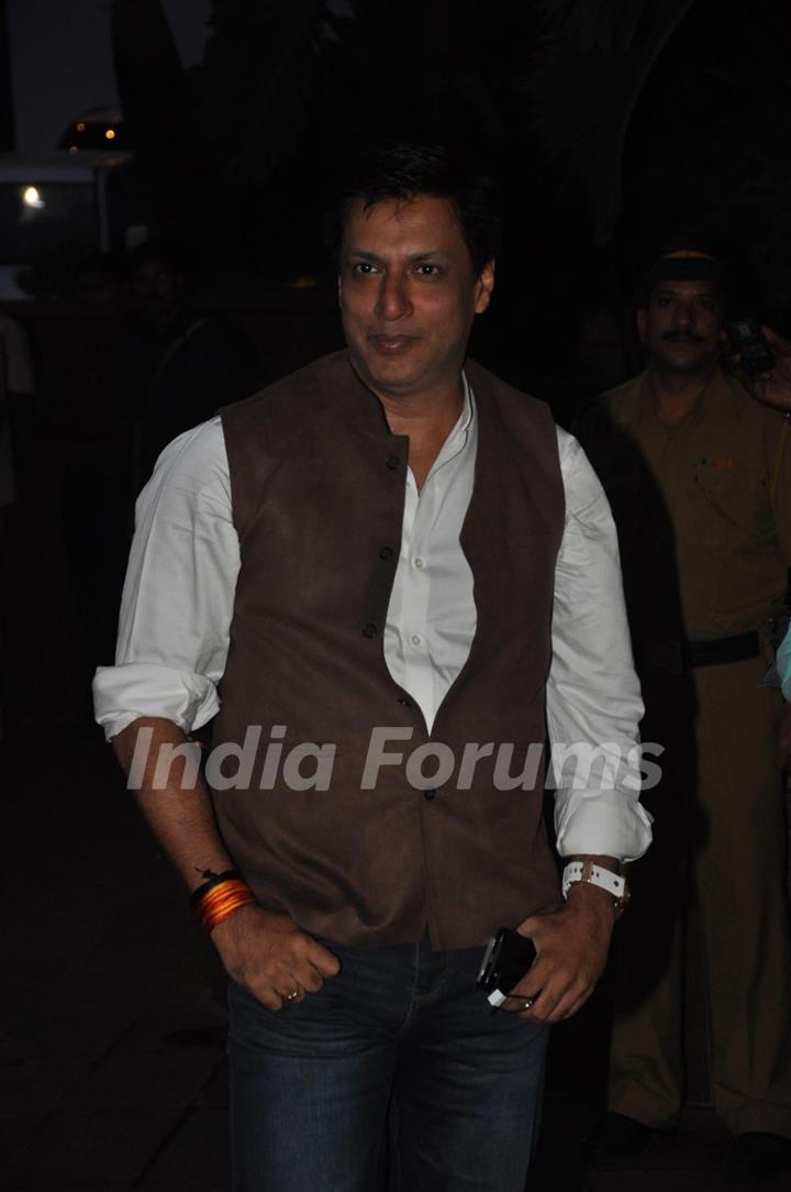 Salman Khan, Shahrukh Khan at Minister Mr.Baba Siddique's Iftar Party