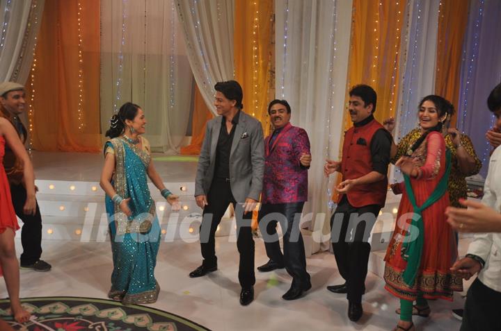 Film Chennai Express Promotion on Set Taarak Mehta Ka Ooltah Chashmah