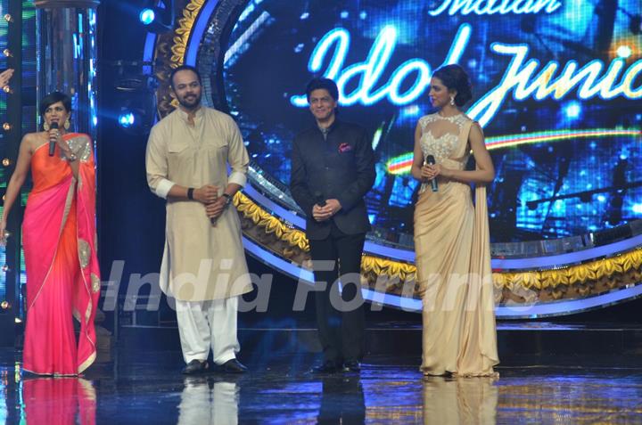 Film Chennai Express Promotion at Indina Idol Junior Set