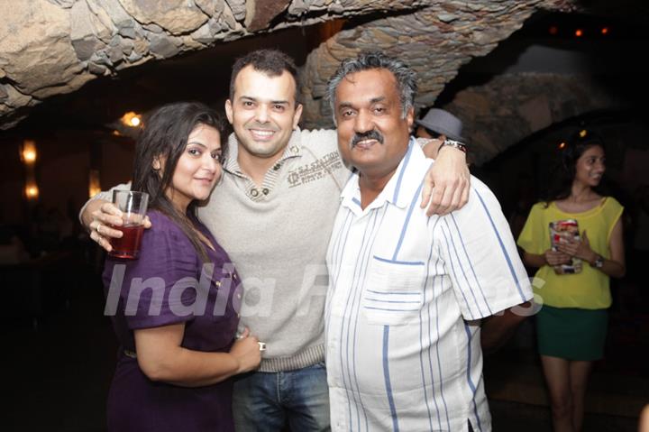 Pragati Mehra, Prashant Bhatt, Pintoo Guha at surprise birthday bash for Vaishali Thakkar