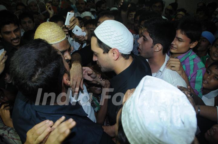 Imran Khan visited Abdul Rehman Shah Baba's Dargah