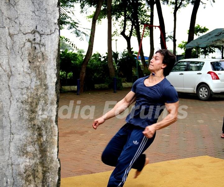 Tiger Shroff performing daredevil stunts