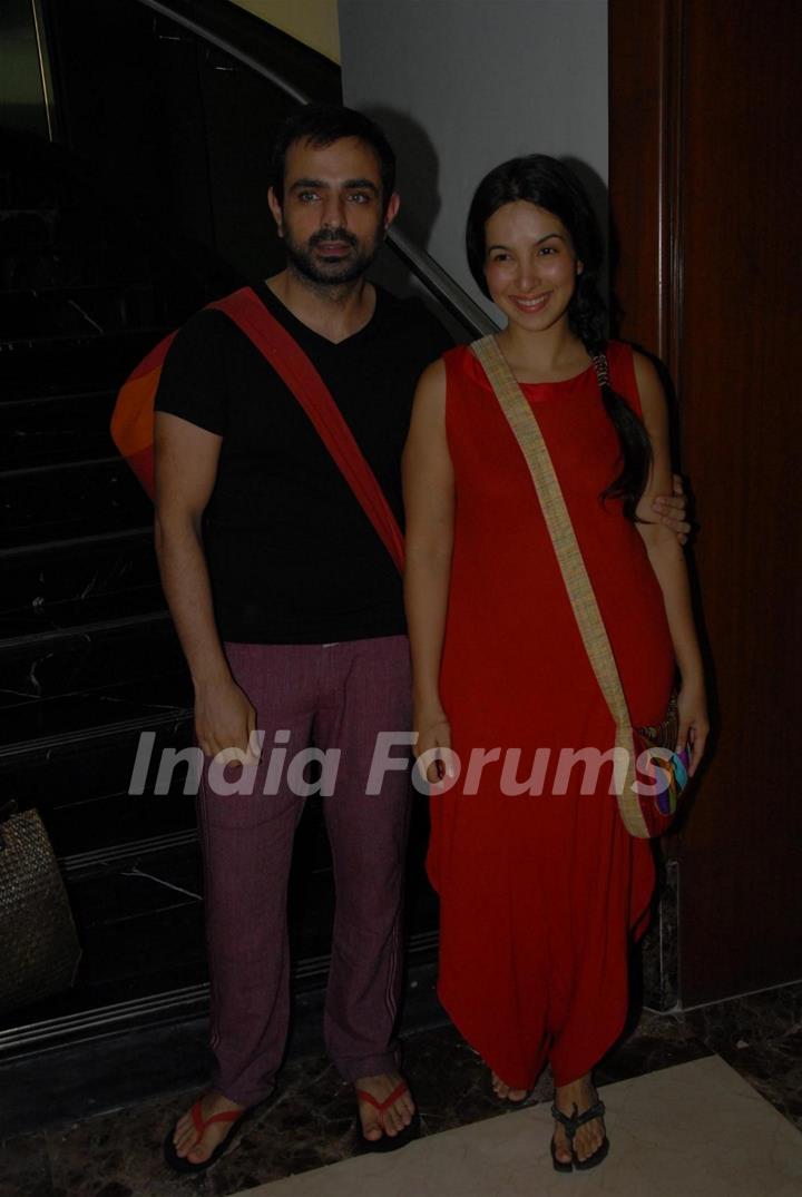 Mayank Anand with Shraddha Nigam at Gurudakshina event