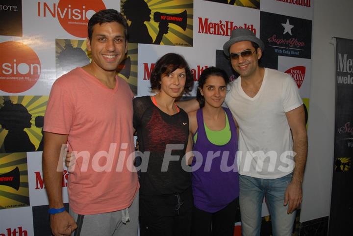 Pavithanan Nambiar, Eefa Shroff, Shruti Seth and Abhay Deol at Gurudakshina event