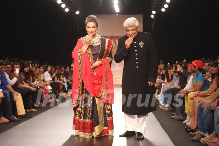 Javed Akhtar & Shabana Azmi showstopper at IIJW 2013