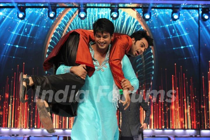 Siddharth Shukla and Manish Paul