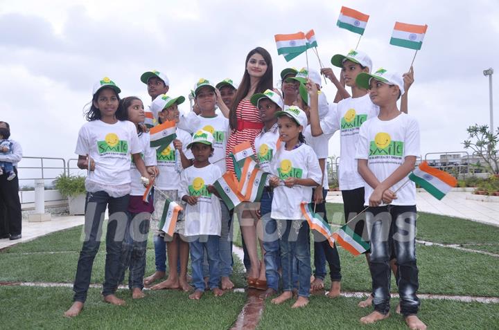 Prachi Desai celebrates Independence Day with under privilage children