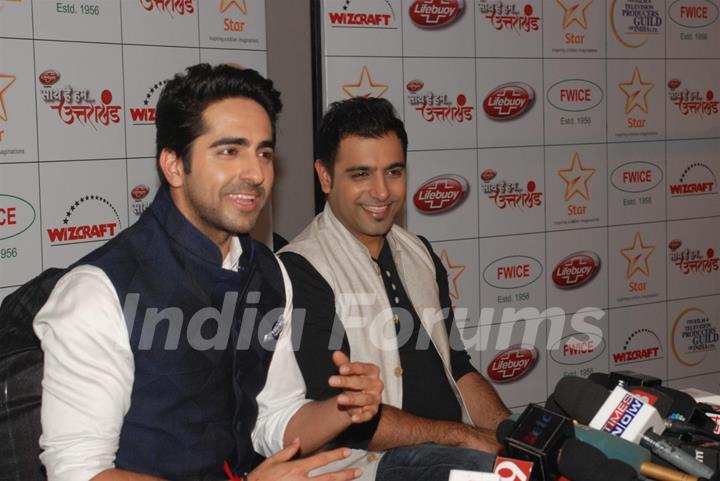 Ayushmann Khurrana and Rochak Kohli address the people regarding the donation drive