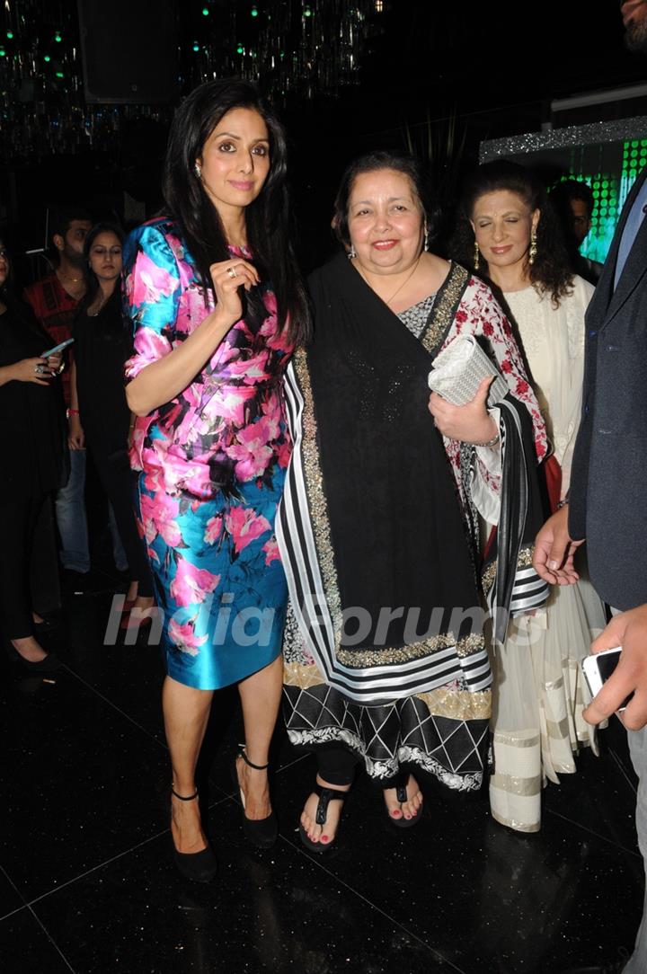Sridevi warmly greets Pamela Chopra at her 50th birthday