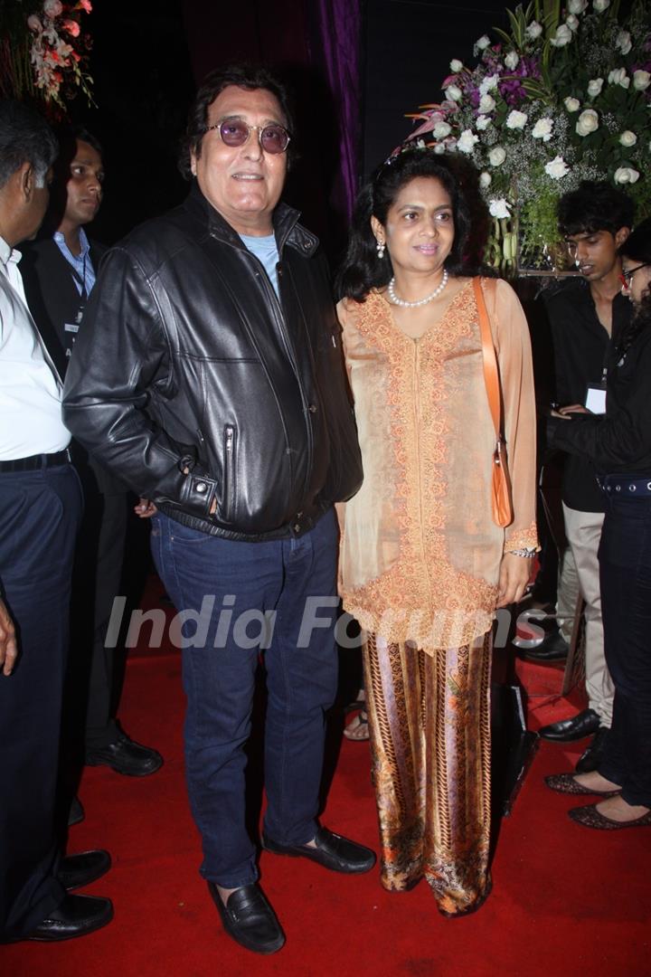 Vinod Khanna at his 'Chandni' co-star's Birthday bash