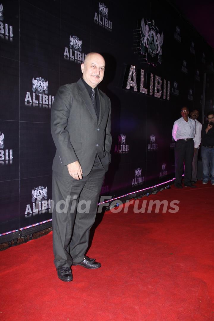 Anupam Kher arrives at the party