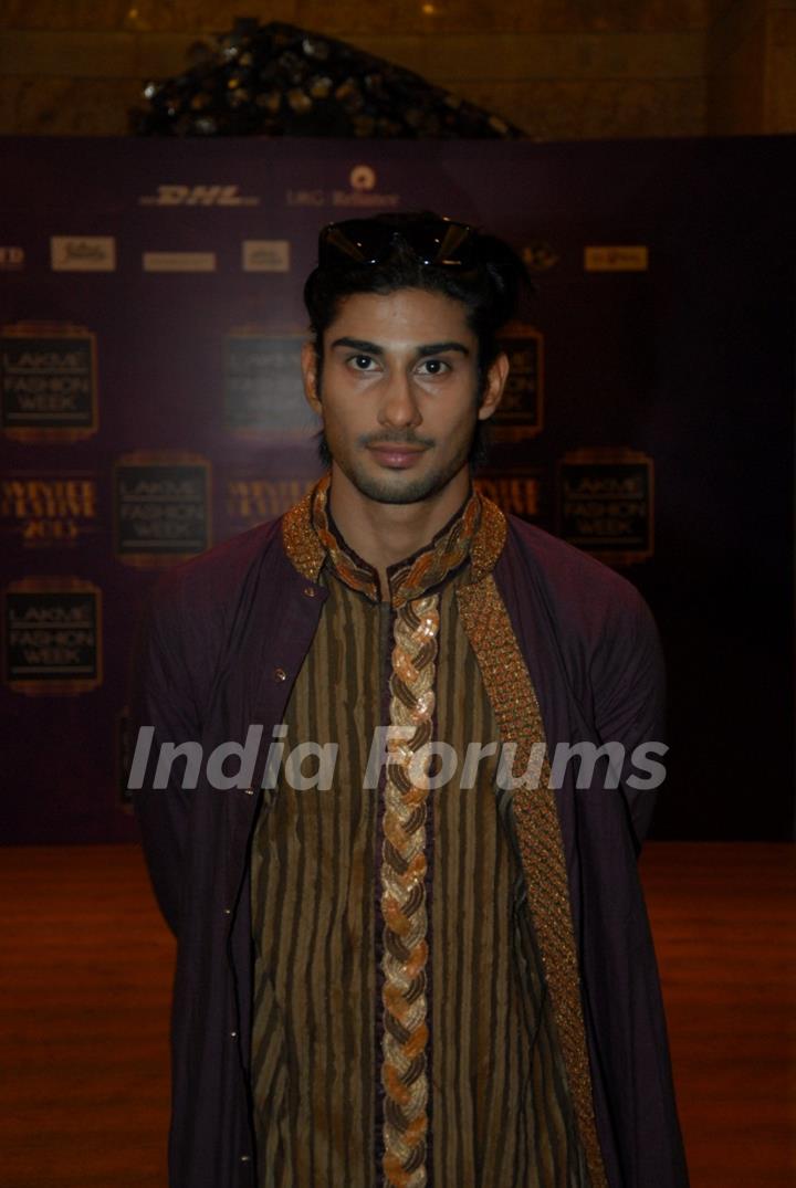 Prateik Babbar at LFW Winter Festival 2013