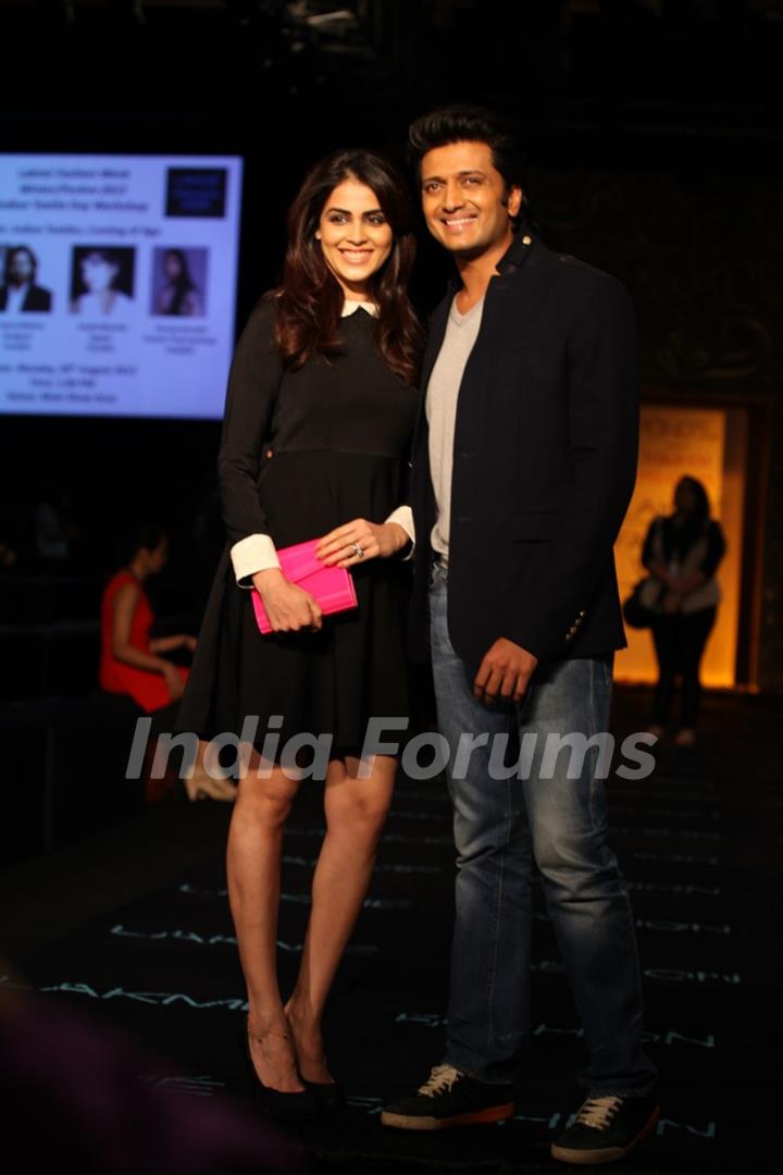 Genelia D'souza and Ritesh Deshmukh at LFW Winter Festival 2013